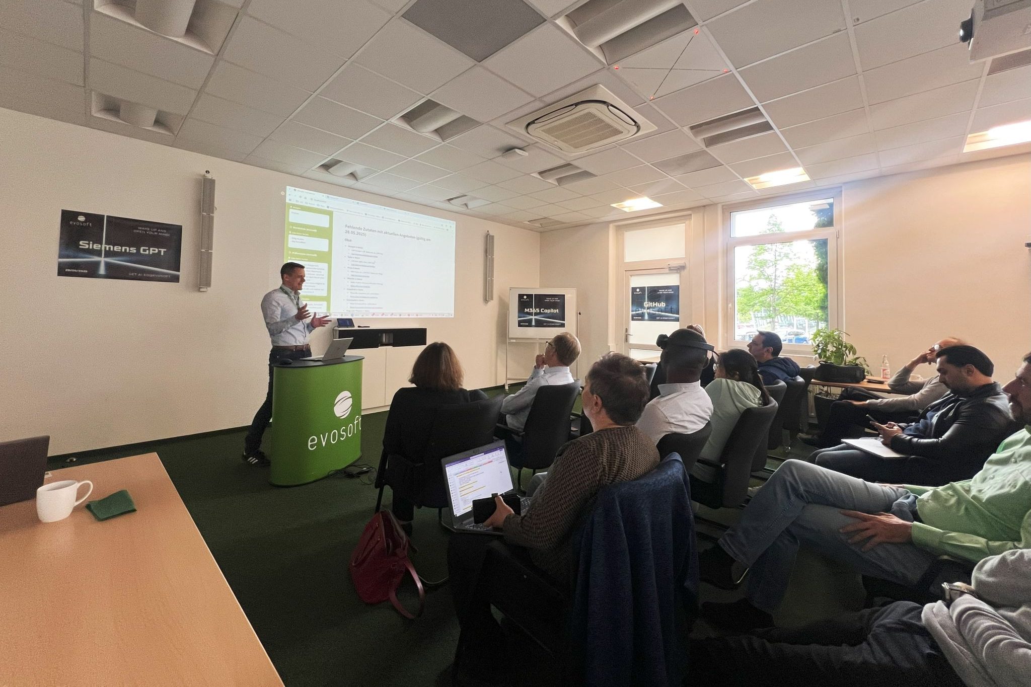 Agentic AI in Action: Changing the Way We Handle Complex Tasks mit Florian Himmler