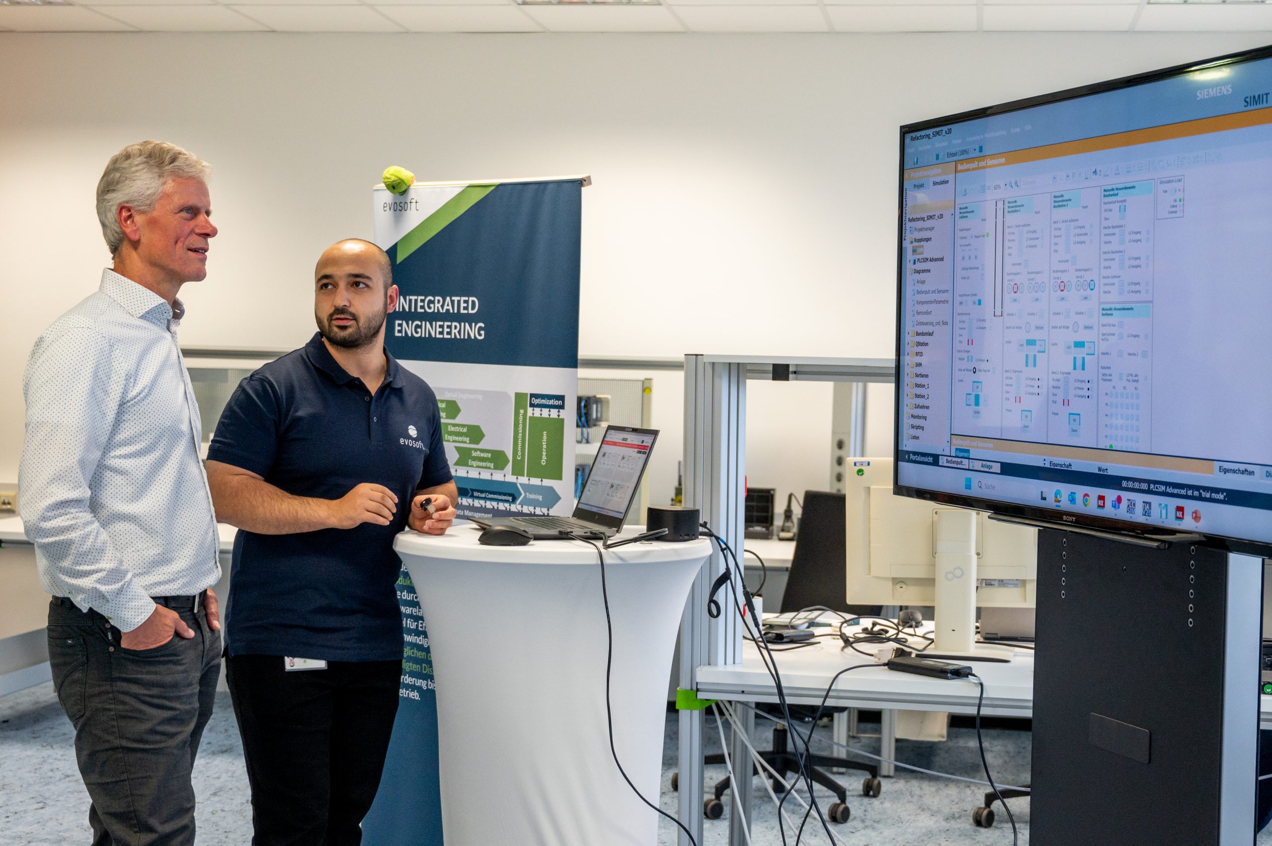 IMG_evosoft_Solution_Day_12