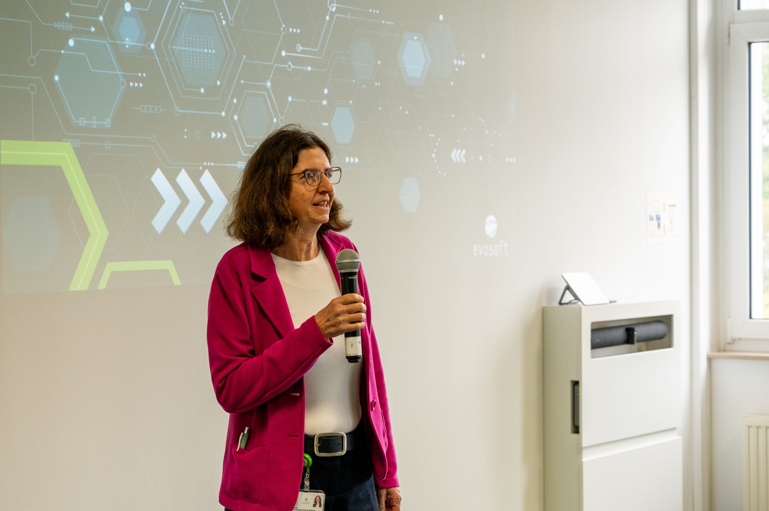 IMG_evosoft_Solution_Day_2